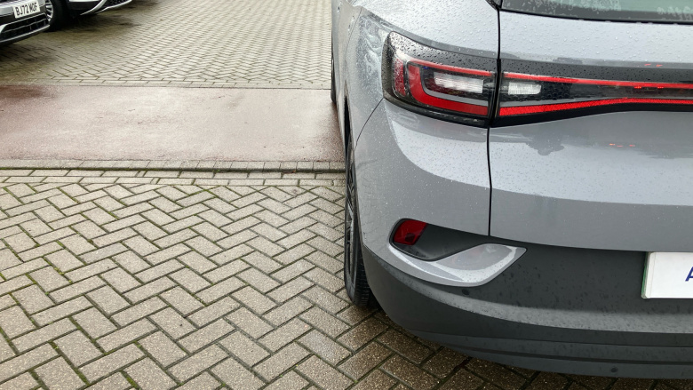 Volkswagen ID.4 109kW Life Pure 52kWh 5dr Auto Electric Estate